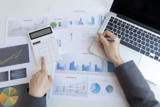 Diego Borges explica como a análise de dados transforma a administração de empresas em decisões estratégicas mais assertivas.