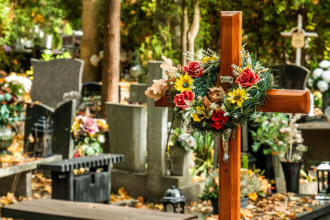 Tiago Schietti analisa a economia circular no setor funerário e a responsabilidade ambiental.